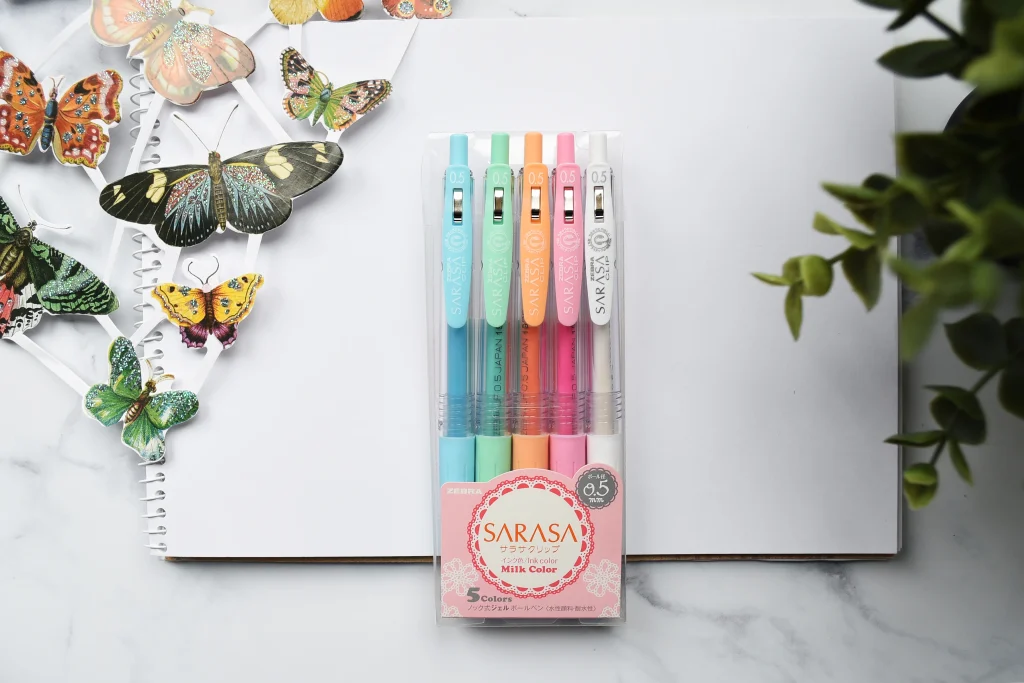 Sarasa art and craft movement